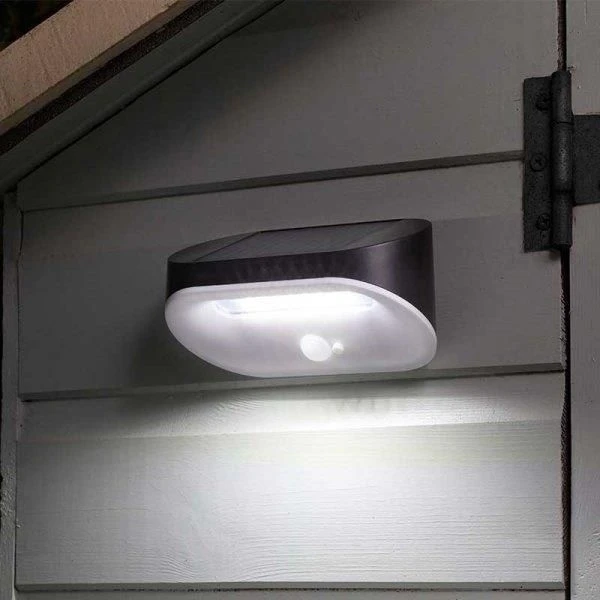 Smart Solar Pir Sentry Light 200L 4 Smart Solar Pir Sentry Light 200L - Image 2