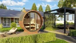 Gardenhouse24 Barrel Sauna LEO With Full Moon Glass