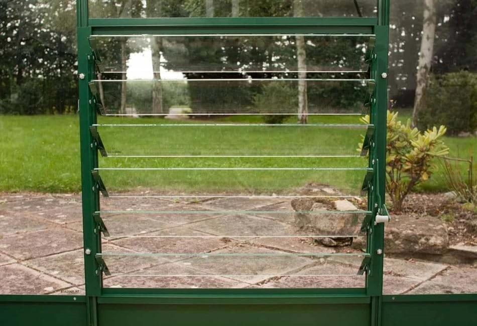 Halls Greenhouses 24 Louvre Toughened Glass 6 Blade 610 X 610mm 3 Halls Greenhouses 24 Louvre Toughened Glass 6 Blade 610 X 610mm